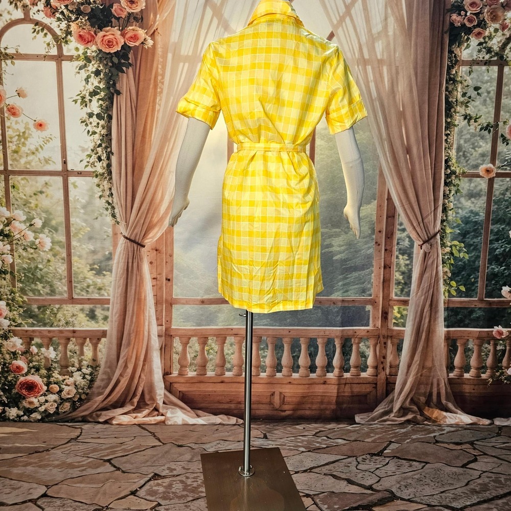 Vintage 1970s Dress Minidress Yellow Plaid Short Sleeve Buttons Pointed Collar - Picture 14 of 16